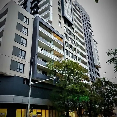 Lux Center Apartment *