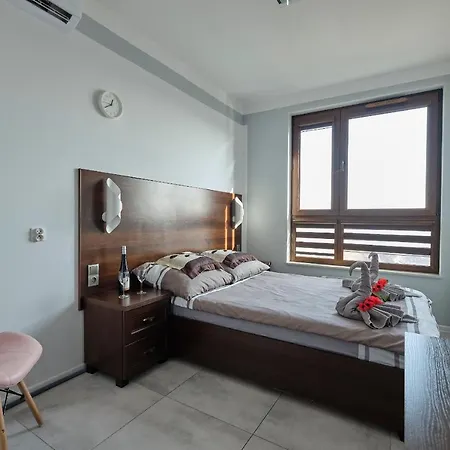Lux Center Apartment